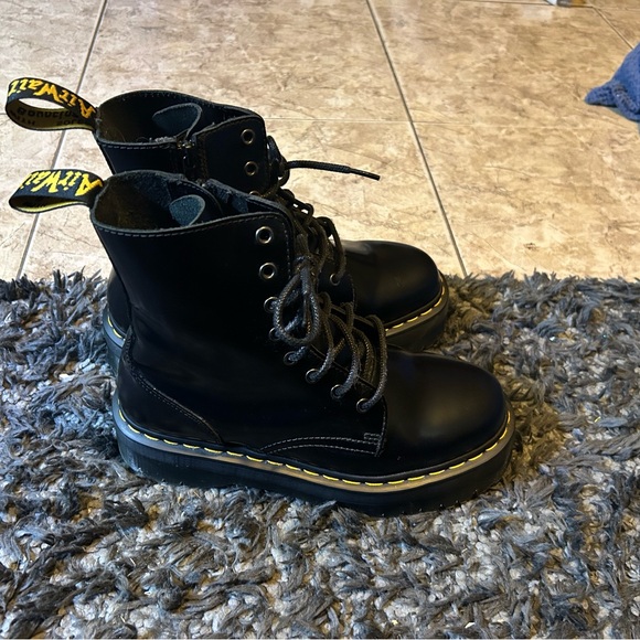 Dr. Martens Jadon boot smooth leather platforms - Picture 4 of 6